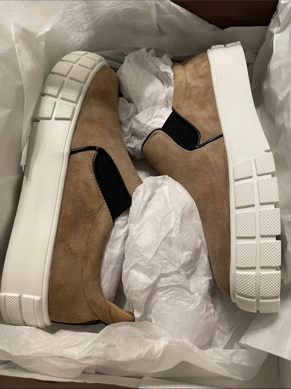 PAOLO Kenny Khaki NEw in BoxSuede Women Slip-On Suede Sneakers in Taupe Sz 6 1/2